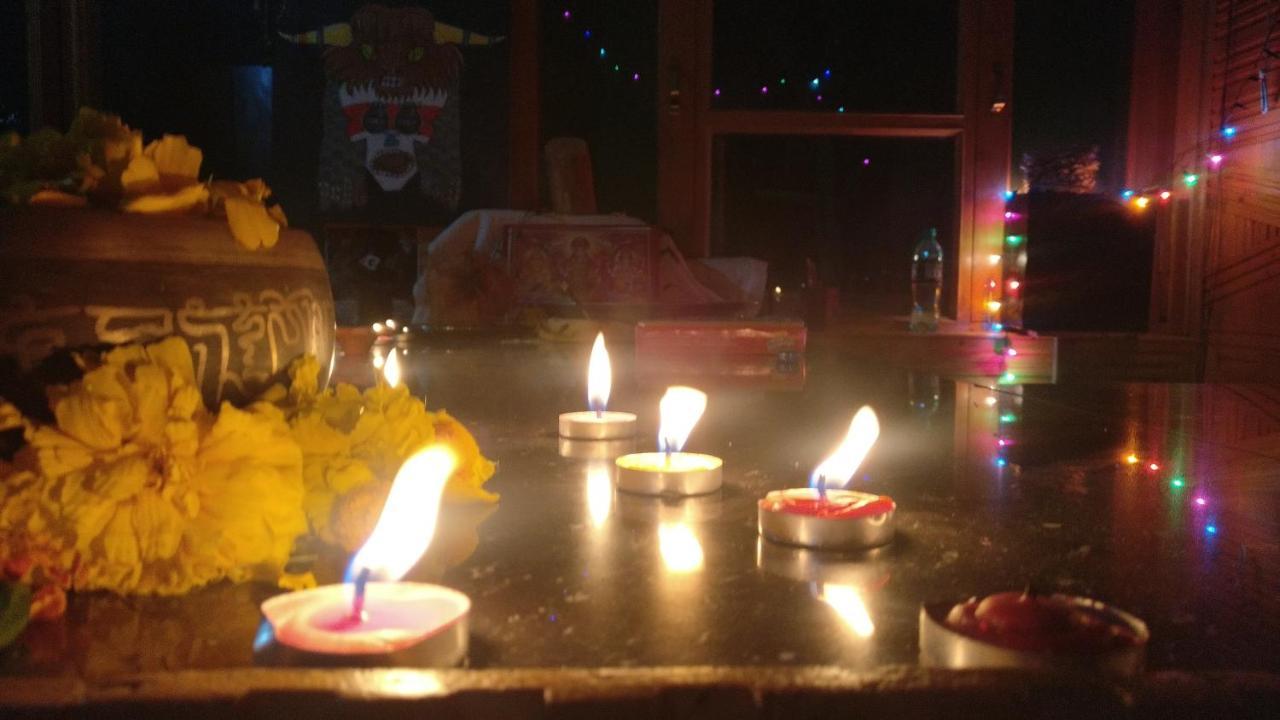 indian backpackers hostel Manāli Buitenkant foto
