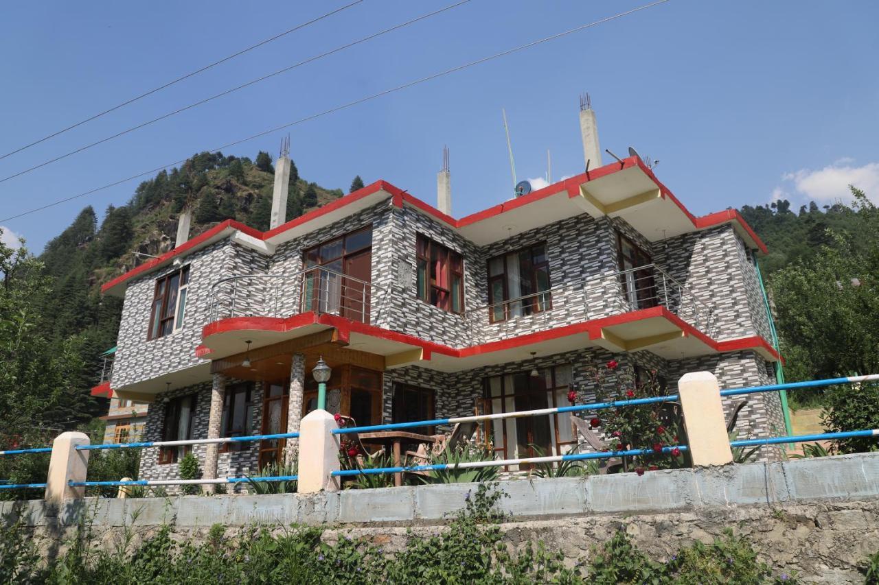indian backpackers hostel Manāli Buitenkant foto