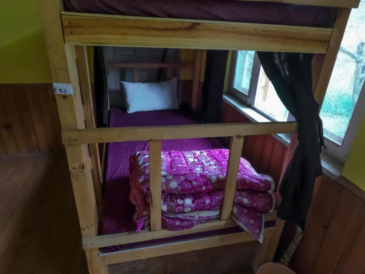 indian backpackers hostel Manāli Buitenkant foto