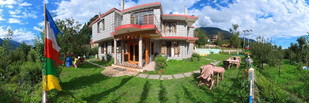 indian backpackers hostel Manāli Buitenkant foto
