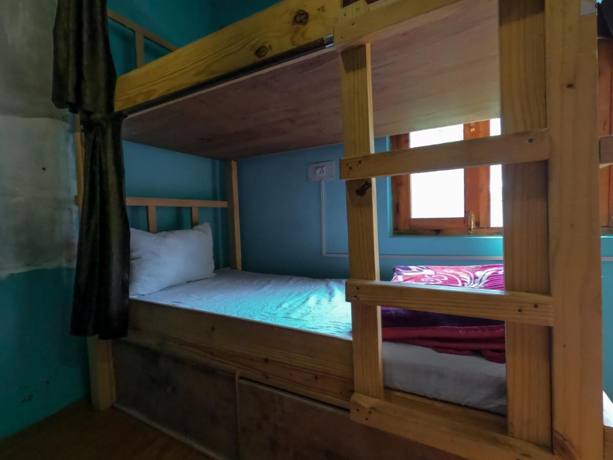 indian backpackers hostel Manāli Buitenkant foto