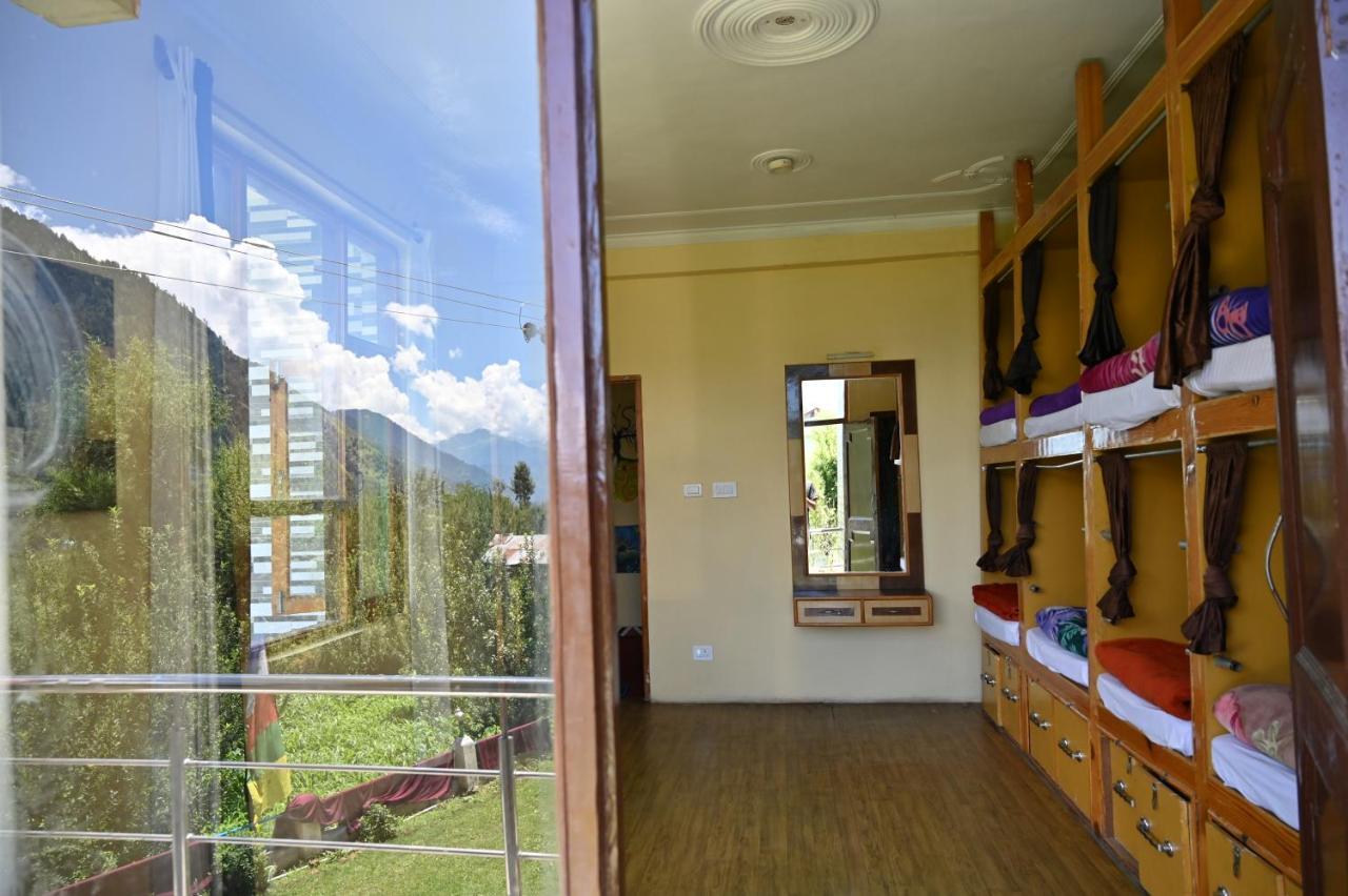 indian backpackers hostel Manāli Buitenkant foto
