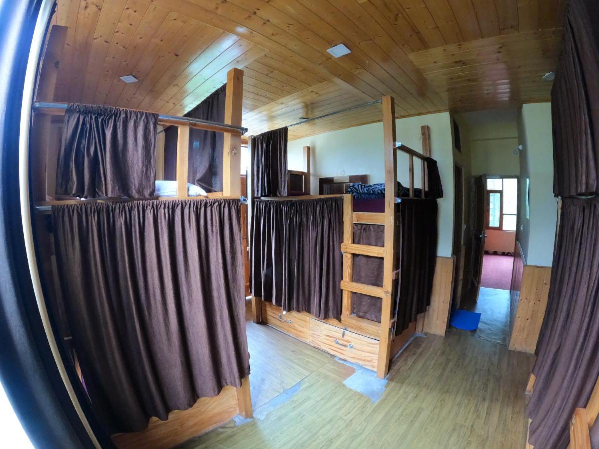 indian backpackers hostel Manāli Buitenkant foto